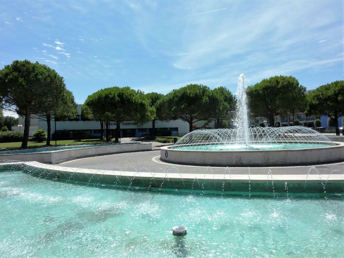 Villa Regina Bibione Bagian luar foto